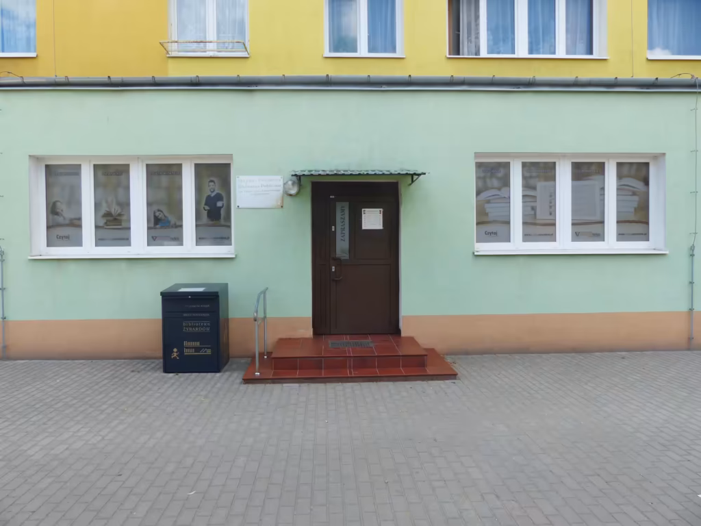 Filia nr 2 wejście na ulicy Wittenberga